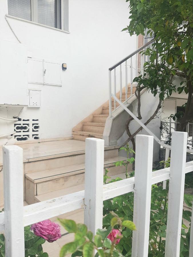Vintage Apartment In Athens-Zografou Esterno foto
